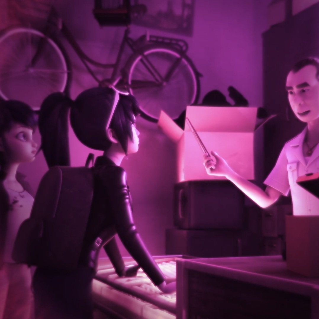 ladyblognewss's tweet photo. If Tikki has always had the ability to let Marinette understand and speak other languages, why didn't she do it in the Shanghai Special too? 😭 https://t.co/0FhbUcKZKm