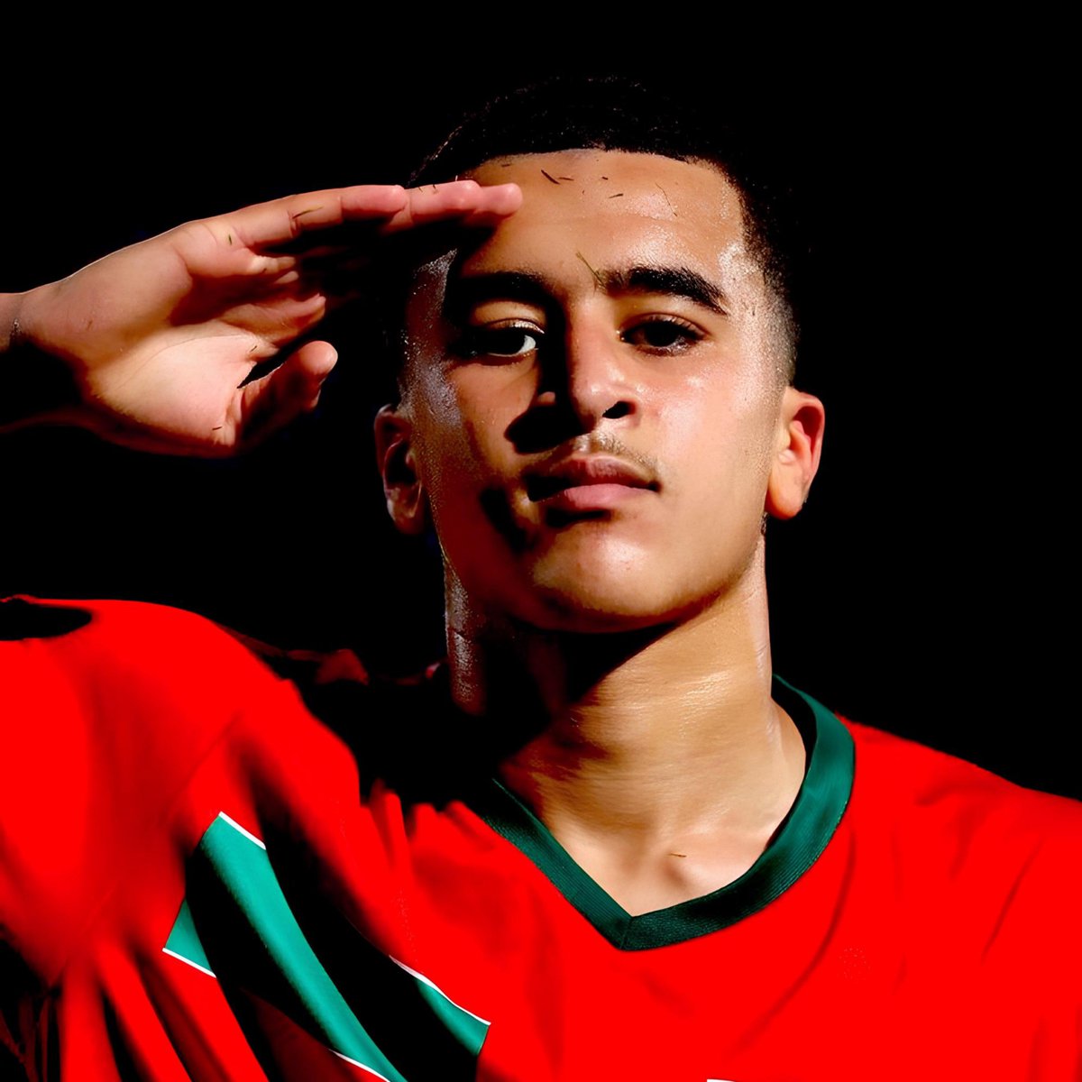 ZoneFRMF's tweet photo. ❗ALERTE 💥 

Le Real Madrid relance son intérêt pour Abdellah Ouazane, après avoir échoué à le recruter il y a un an. Son arrivée en équipe première de l’Ajax a ravivé l’intérêt madrilène.

➖ @Fichajesnet https://t.co/h4ml28y8LM