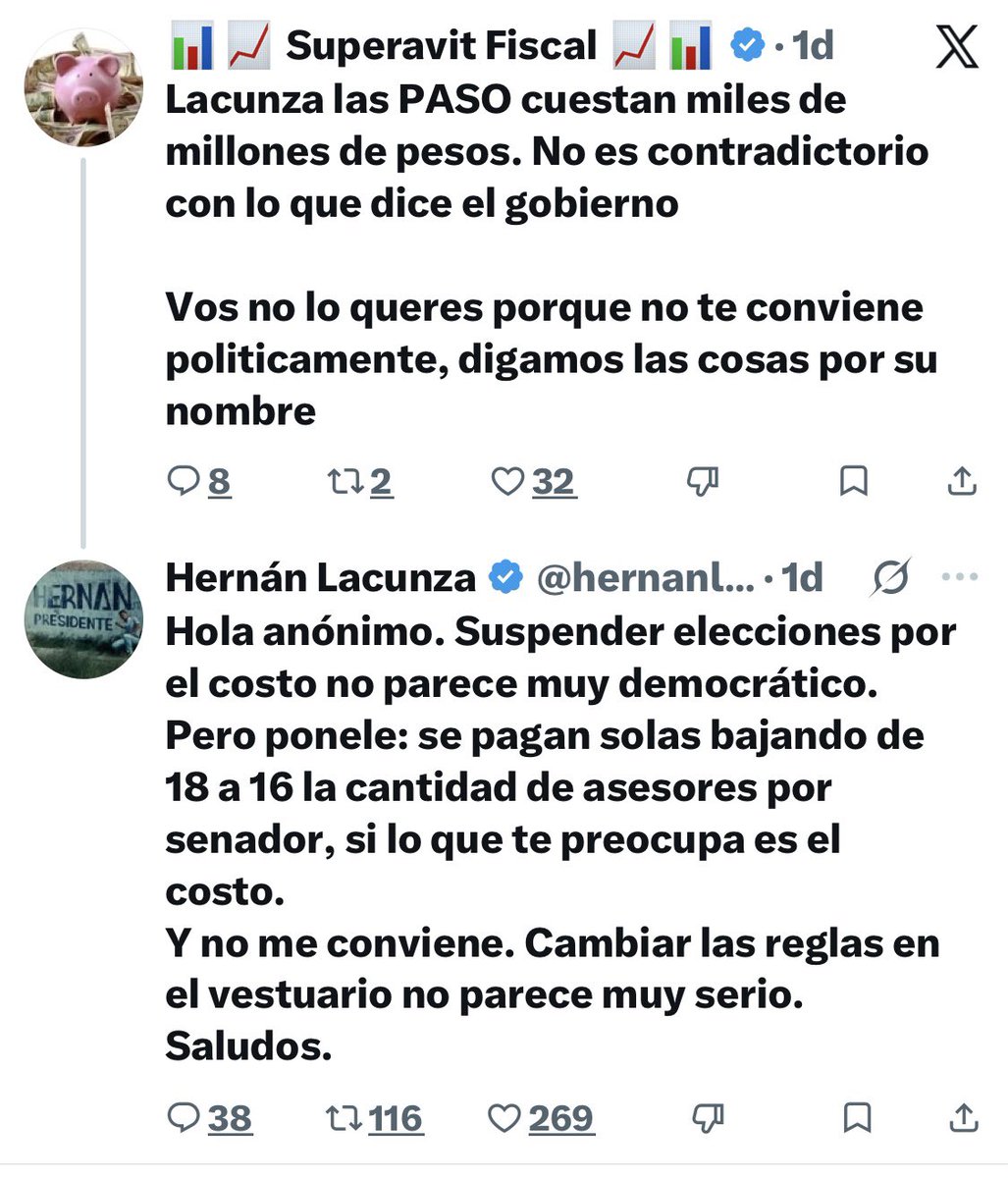 KingOfPeronia2's tweet photo. Lacunza en modo “Atendiendo mandriles” https://t.co/ky1rutfpep