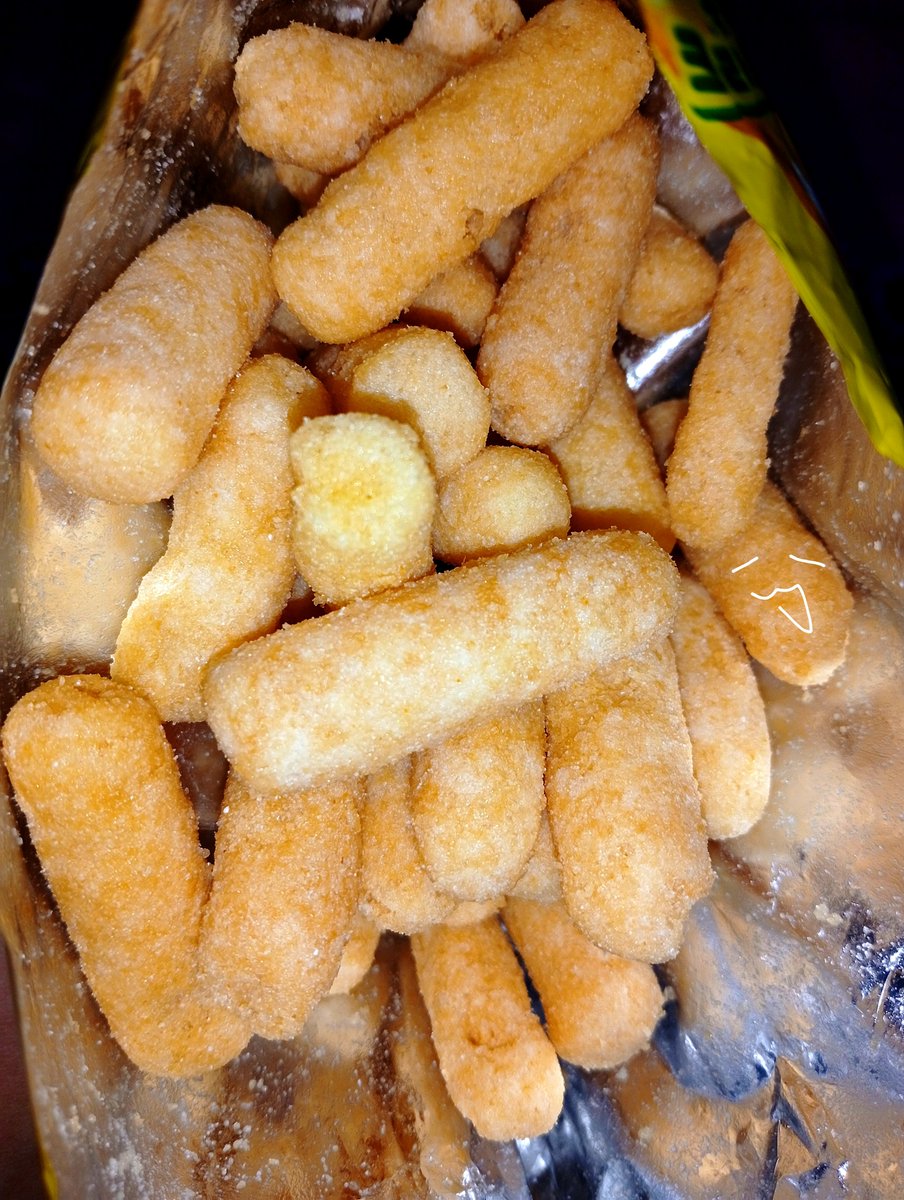 chouucureem's tweet photo. NGGAK NYANGKA ini enak banget BANGET 😭 JANGAN PUNAH dulu plis, nyesel baru beli sekarang 🍌 https://t.co/sDWC7Sixr8