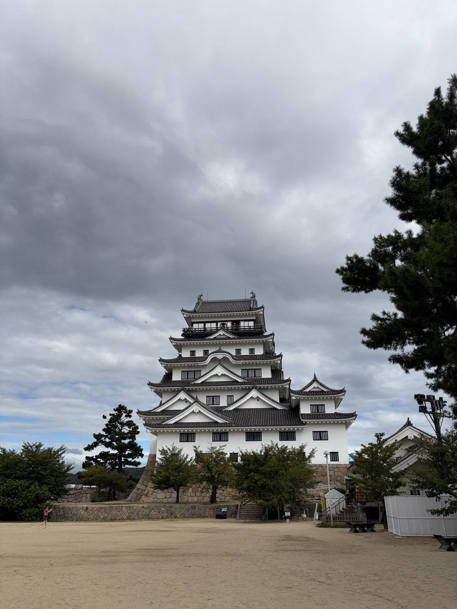 aruhiahiru55's tweet photo. 今日は広島。
明日は厳島神社へ⛩️ https://t.co/N5wwIgvzxS