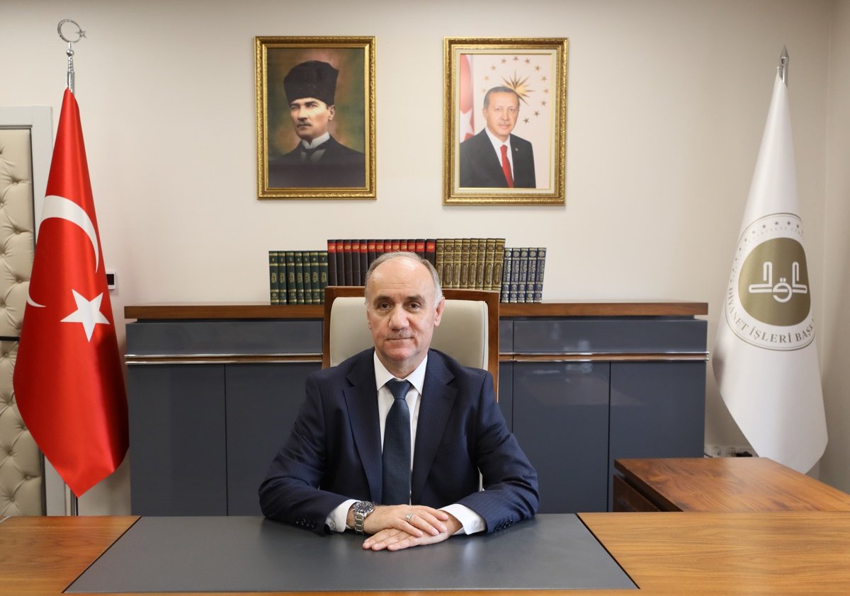 abostanci1's tweet photo. “Rabbim, (gireceğim her yere/işe) doğruluk üzere girmemi ve (çıkacağımda da) doğruluk üzere çıkmamı nasip eyle! Bana tarafından yardımcı bir güç ver!” niyazıyla başladık.
Mevlam, üstlendiğimiz görevi hayırlı ve bereketli hizmetlere vesile eylesin, mahcup eylemesin. https://t.co/QJcDDpoB5V