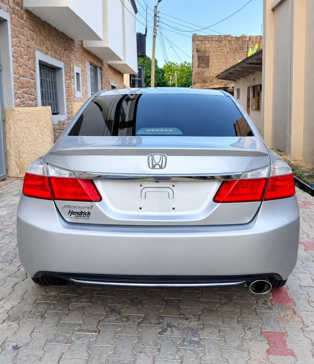 OfficerCadetamm's tweet photo. Belgium standard accord 2015
🏷9.9m
Kano
09069600408 https://t.co/daJ4dWPzxx