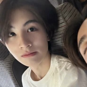_muj0ngg's tweet photo. เป็นอะไรครับ                           หนูหวง https://t.co/sPe6DhlI4h