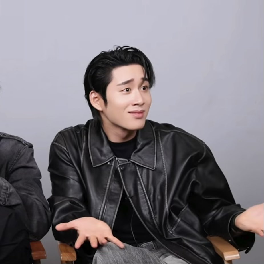 underthesamsky_'s tweet photo. เอส : ไม่ค่อยชอบถ่ายรีแอคหรอกครับ มันเมื่อยหน้า

#YouManiacSeriesEP4 https://t.co/tlMMXORDPD