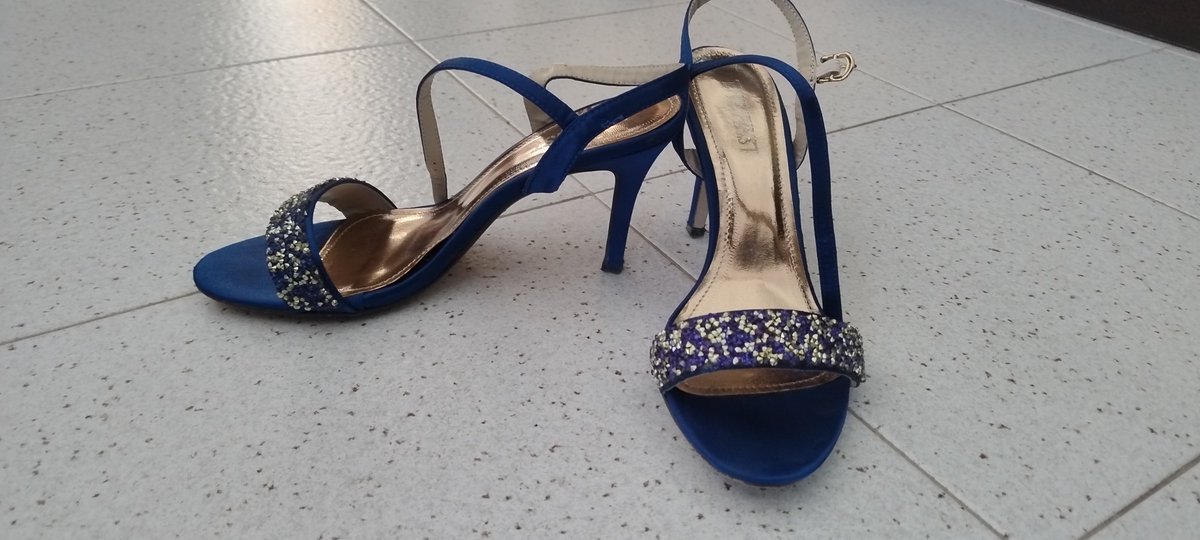 AlexyaAss's tweet photo. Vendo!   Ultimi pezzi. https://t.co/Ppuo2ItELS