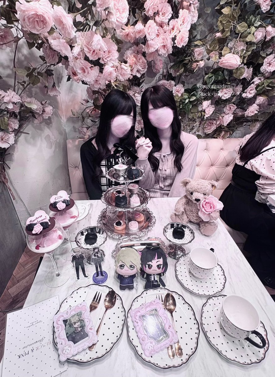 amasaku_cake's tweet photo. 🎀Gingergarden Black×pinkアフヌン

ダブルデートってやつですか(///ω///)全てが可愛くて幸せ空間でした♡ https://t.co/Lys0qJet1o