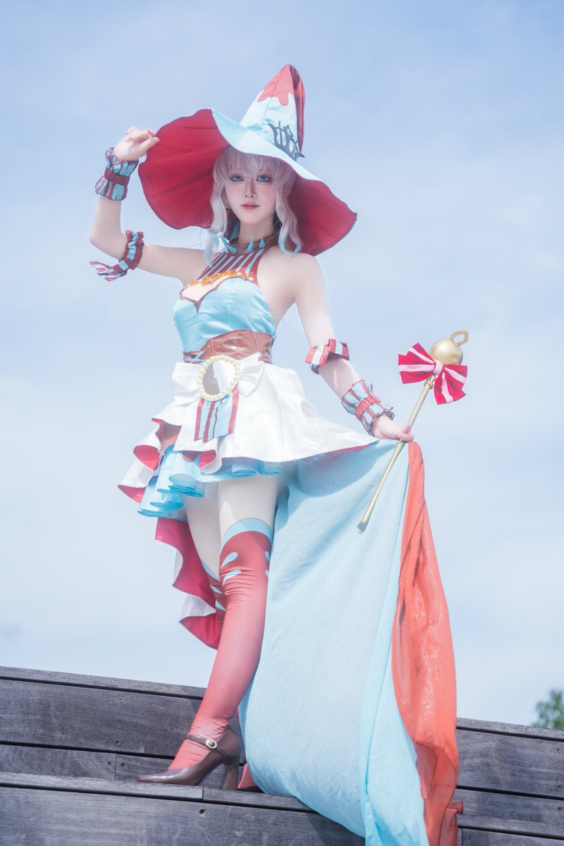 su7gi_cos's tweet photo. cosplay
Fate/Grand Order
バレンタイン・ウィッチーズ/モルガン

「さあ、どんなチョコレートを望むのです？」
#アコスタ京まふ https://t.co/zLMHH1NauU