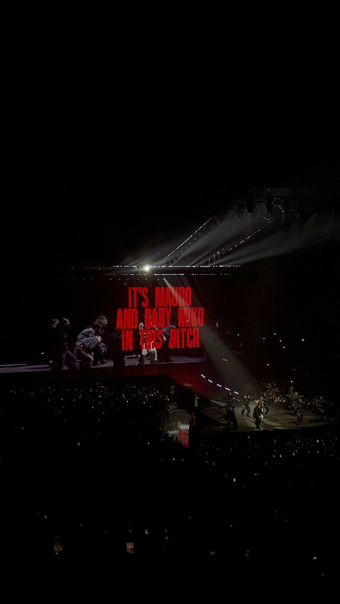 Sharpie_Alc's tweet photo. Sin duda el mejor concierto que he vivido https://t.co/qU8Hjl4k5H