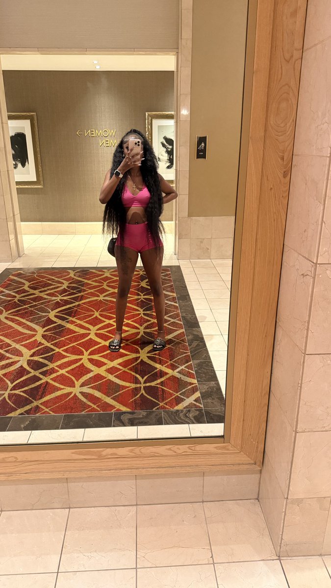 allaboutttdaja's tweet photo. shape been shaping 🤭 https://t.co/dJVo1ZgQPd