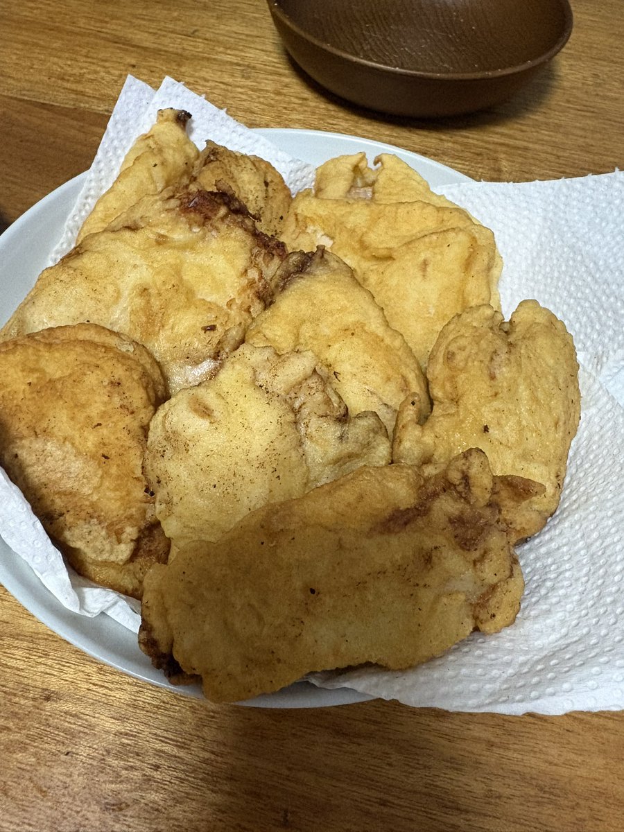 monthfairy's tweet photo. 本日漬け込んだ鶏胸肉で棒棒鶏風とフライドチキンΨ( 'ω'* )

連休1日目終わっていく…I˙꒳​˙)
休みの日の時間が経つのは早い……
久々にパルムあんまり開いてなかったなぁ
昼寝もしちゃったしwww
ある意味充実してたかもwww
明日は枠やると思います(*.ˬ.)"
今日という日を生き抜いた貴方は偉い💮 https://t.co/Xi7ihzXx66