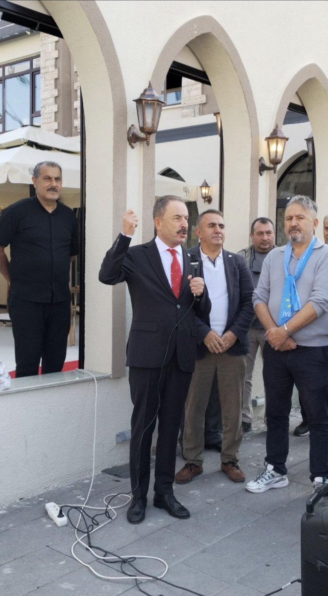 iyipartikeciore's tweet photo. https://t.co/y3p5W8ug2t