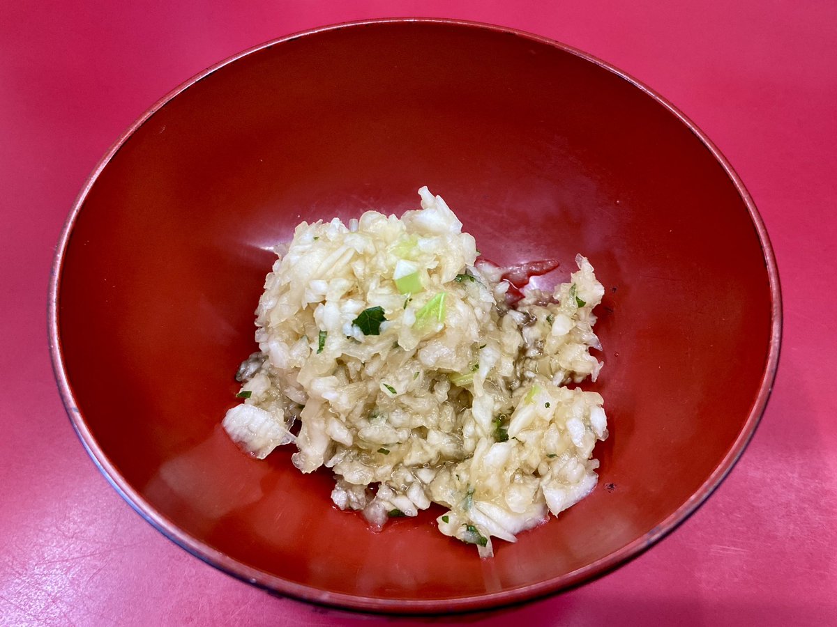 torimenoseinen's tweet photo. ラーメン二郎 中山駅前店
大ラーメンぶた5枚＋ぎょったまつけ麺Ⅱ Ver.サバ＋鬼おろし大葉MIX
ニンニク、ヤサイ、しょうが

中山で一二を争う好きなメニュー。

ごちそうさまでした。 https://t.co/2YW0hpXaRd