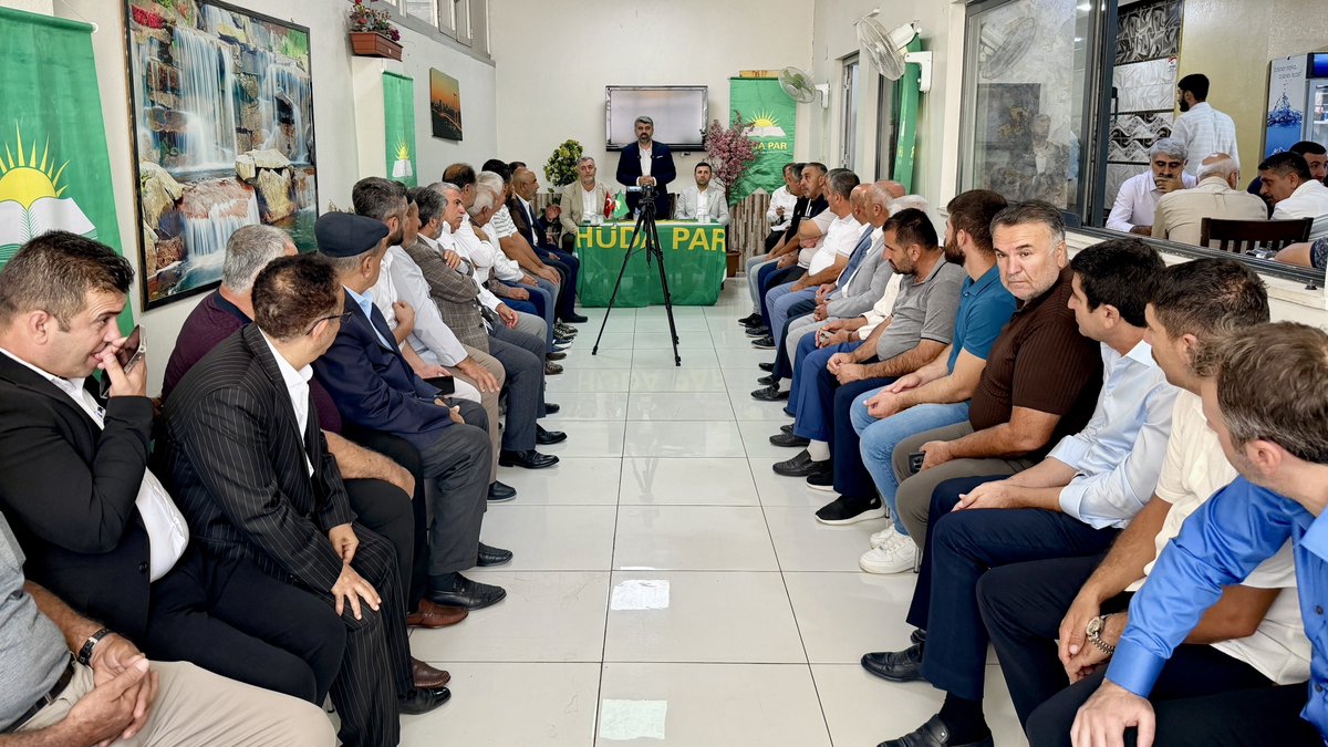 FarukDinc_'s tweet photo. 📍 Diyarbakır / Bismil
Kıymetli muhtarlarımızla kahvaltı programında bir araya geldik. Bismil’imizin sorunlarını ve hemşerilerimizin taleplerini dinleyerek notlarımızı aldık.

Hemşerilerimizin taleplerini Meclis’te dile getirip takip edeceğiz. https://t.co/q2rfR81xbH