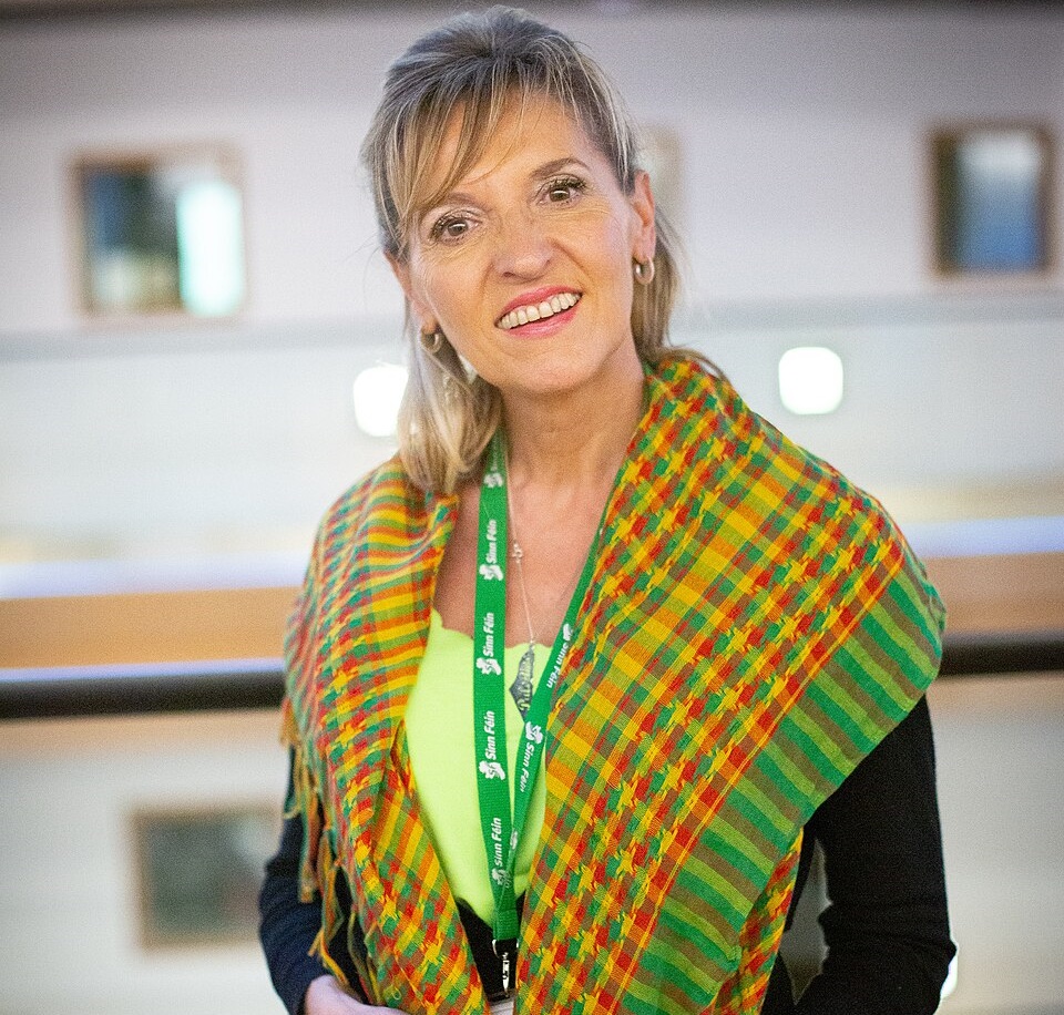 jinajans_trk's tweet photo. IRA’dan Sinn Féin’e: Barışa da mücadele kadar ciddi hazırlanmalısınız 

📍IRA saflarından demokratik siyaset mücadelesine uzanan hikâyesiyle Martina Anderson, 1998’den bugüne uzanan deneyimini Kürt Özgürlük Hareketi’yle paylaştı

#jinnewshaber

https://t.co/DKbgAomhGw https://t.co/YjcftLuzIm