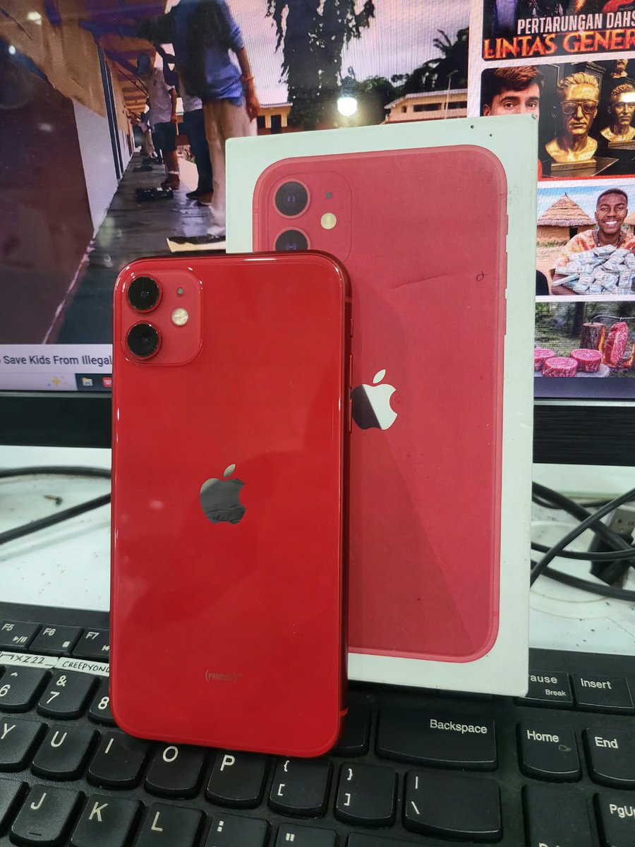 zndy44__'s tweet photo. iPhone 11 64GB Inter

• Fullset
• Pernah ganti baterai
• Selebihnya masih original
• Sinyal &amp; Face ID On
• Siap pakai

Bogor | COD | Bisa Tukar Tambah | Rekber Shopee 1,11% | WA: 0895364323338
#wts #zonauang #zonajajan https://t.co/LuQvBM0iRN