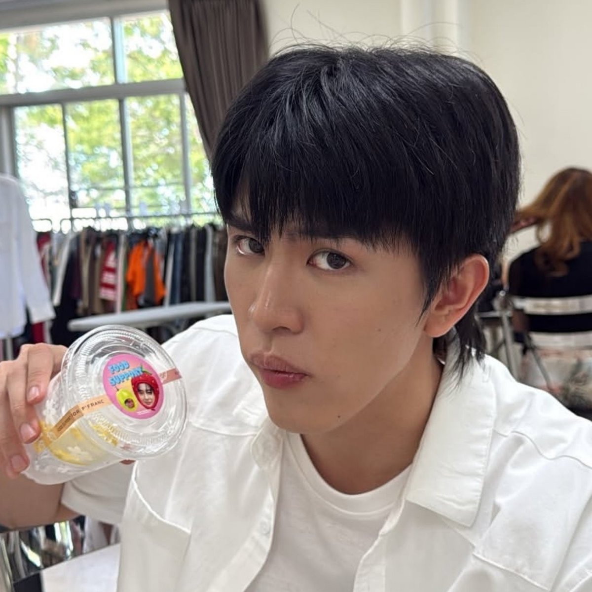 peipei_935's tweet photo. เชื่อล้ะว่าเซฟฟรังจะเป็นคู่ที่เล่นฉากเถียงกัน งอนกันได้ ทั้งที่ในชีวิตจริงพวกฮีเสียงสองเสียงสามคุยกันด้วยซ้ำ แค่วางภาพต่อกันก็มีเสียงเถียงกันแง้ว ๆ ออกมาแล้วจริง ๆ โอ้ย นี่มันมณฑลโซลชัด ๆ อีพี1มาเลยได้มั้ยคะ อยากแซวแล้วอะ 😆

#RoommateChaosQ4
#savefranc https://t.co/ZH2VGUc2Ni