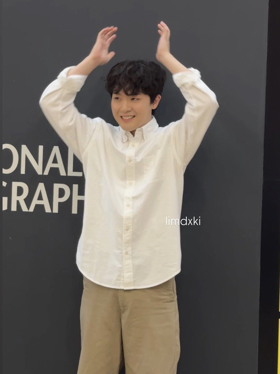 limdxki's tweet photo. 사랑하는 내향  hamster..  #임규형 https://t.co/RM7hfIc8gC