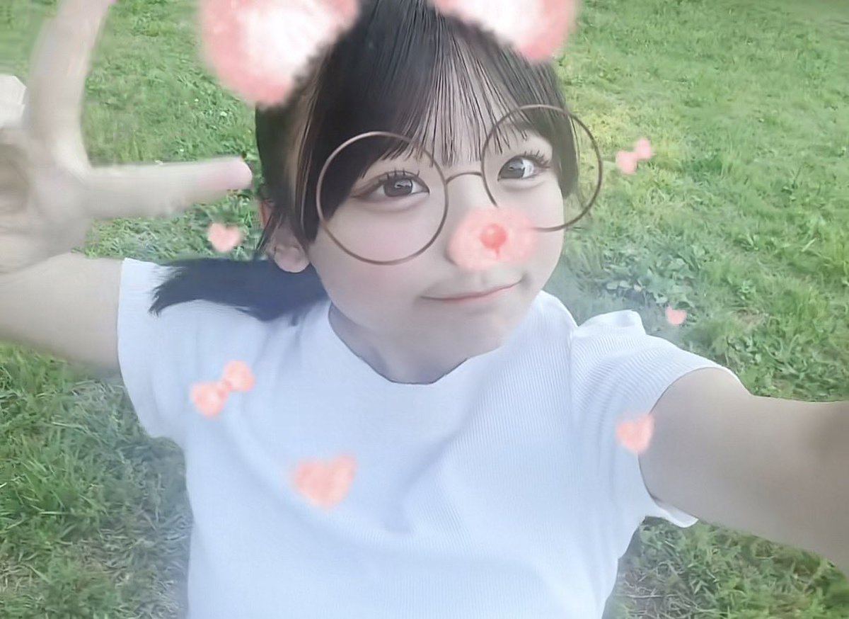 ruru__2010's tweet photo. 初投稿！！！伸びるといーな
#jk #高1女子 #裏アカ女子 https://t.co/tROjK1MnvE
