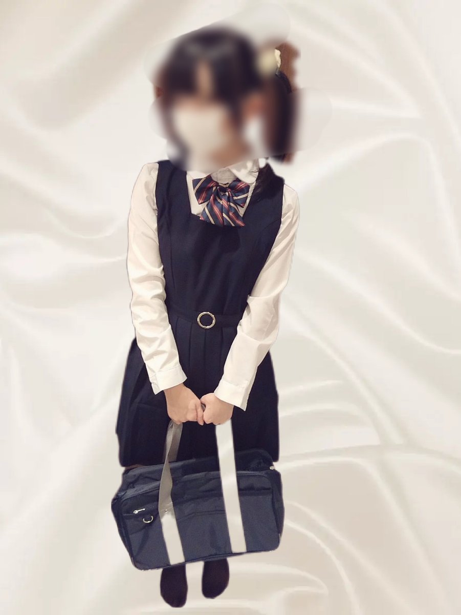 ozhyzu's tweet photo. ださい https://t.co/hMJs0u03WA