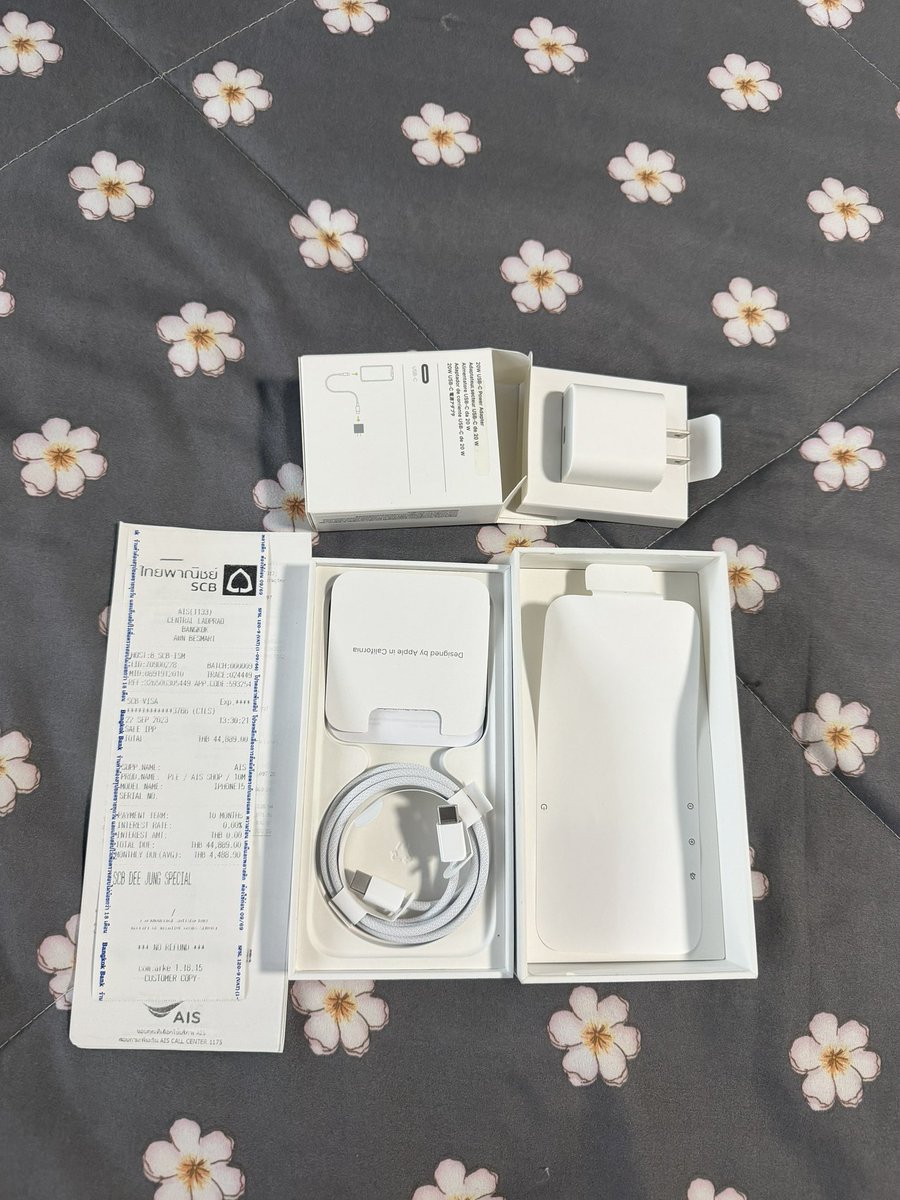 itsxnightmare's tweet photo. iPhone 15 Pro 256GB

- Black Titanium 
- เครื่องใช้งานเอง ดูแลดี ไม่มีรอย
- Battery  84%
- ความจุ 256GB
- แถมเคส+ติดฟิล์มแล้ว อุปกรณ์ครบกล่อง

นัดรับ📍BTSเสนานิคม

ราคา 20,500 บาท สนใจ DM ได้เลยค่ะ🤍

~พร้อมโอน 20,000 ส่งฟรี

#ส่งต่อไอโฟน #ส่งต่อiphone #ไอโฟนมือสอง #iphoneมือสอง https://t.co/Ow1546mhRH