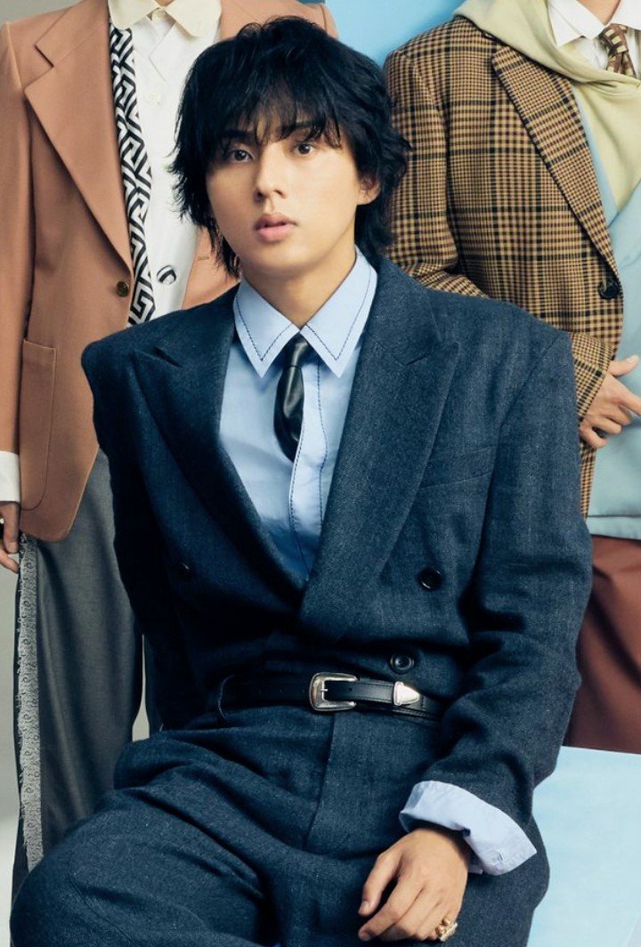Ryo54189273's tweet photo. ソロジャケ写は もちろん
どのジャケ写も素敵ー💕💕

麗しの貴公子のようで 素敵すぎるー✨✨

𝗞𝗶𝘀-𝗠𝘆-𝗙𝘁𝟮 𝟭𝟱𝘁𝗵 𝗔𝗻𝗻𝗶𝘃𝗲𝗿𝘀𝗮𝗿𝘆 🛼
𝟭𝟮𝘁𝗵 𝗔𝗹𝗯𝘂𝗺 ' 𝗞𝗶𝘀 𝗦𝗖𝗘𝗡𝗘 '
𝟮𝟬𝟮𝟲.𝟭𝟬.𝟮𝟴 𝗥𝗲𝗹𝗲𝗮𝘀𝗲💋
#キスマイ史上最高のキスを
#KisMyFt2 #キスマイ https://t.co/x04H5ATmp5