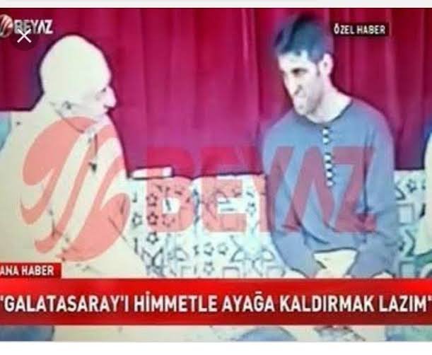 Bay_B1903's tweet photo. @IcardiOsi459 @Besiktas Ne oldu la  himmet dozunuz mu bitti? Hemen çağırın 3-5 abi toplantı yapın... https://t.co/gDNlXDoOSh