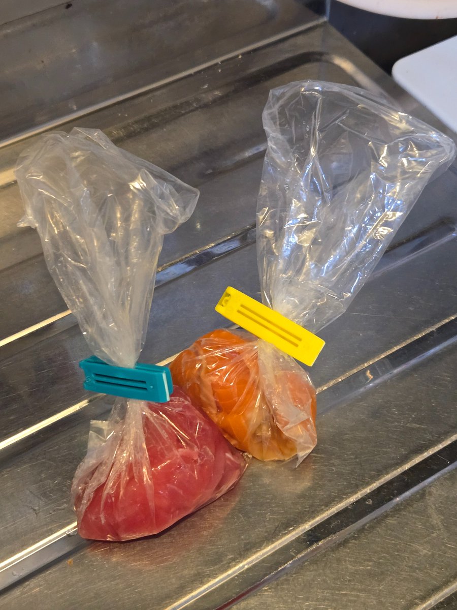 motsu______'s tweet photo. スーパーのお刺身に液体塩麹🐟
※大さじ1で30分
※臭み消えてモチモチ感up! https://t.co/6JGuaZrau0