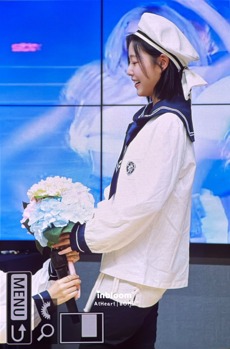 inbloom1126's tweet photo. 260920 프리뷰

💐🫪

#AtHeart #앳하트
#BOME #봄 https://t.co/olS3k6aVHf