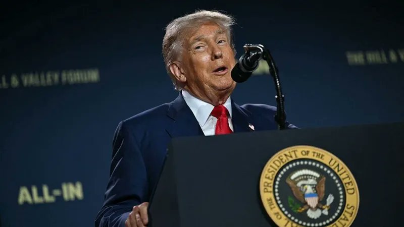 Davidrowlist's tweet photo. Trump wants an “AI Force” and plans to appoint a new AI czar 🇺🇸🤖

The US is clearly treating artificial intelligence as a major strategic priority, particularly as competition with China intensifies.

The big question now is what this new force will actually do. https://t.co/b5pZS1iiGx