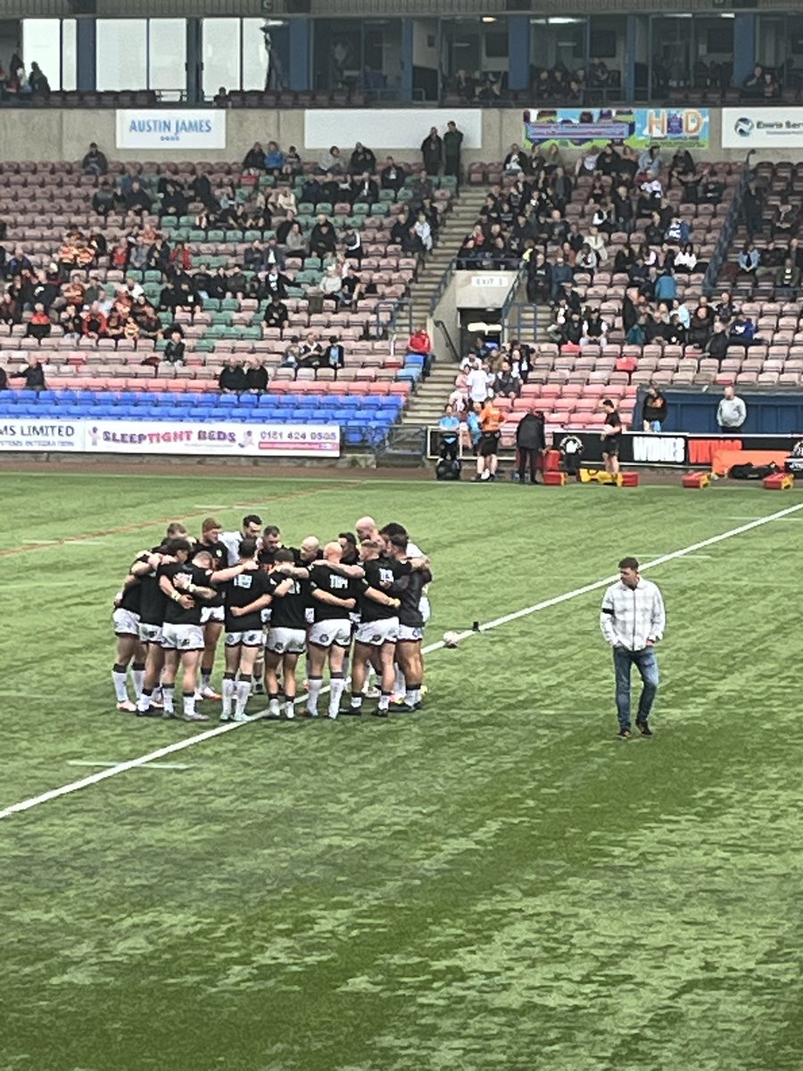 Mrs_Ingham's tweet photo. 🏈🏁Final Curtain at home so let’s put up a fight & get into them,what a season! We’re all behind you, go for it!WTID🏁👏🏻 #InOurDNA 🍀💪🏻@LBentyy @JoeyEdge22 @mattyfozard @johnstone46 @MikeButt95 @dizzy_murrayy @JoeLyons6 @12_lawton @DannyRich96 @MaxRoberts_1 @sam_wilde @WidnesRL https://t.co/TspskMYVex