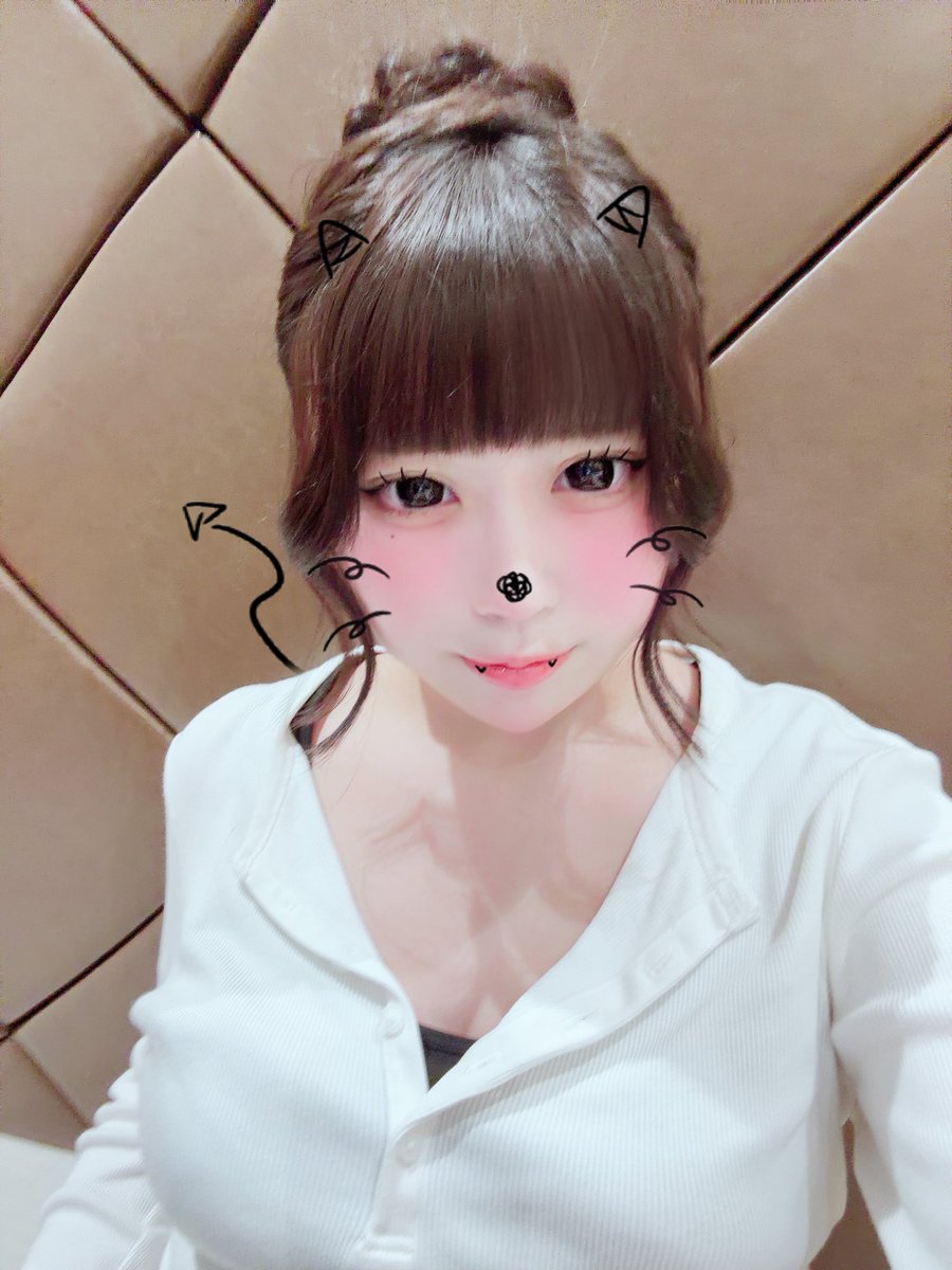 A6flat's tweet photo. お団子かわいい https://t.co/WgI0Jr43FE