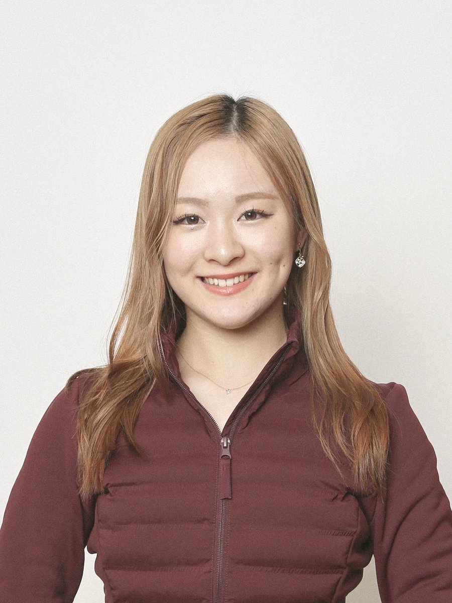 TeamSISTERIA's tweet photo. 浦松 千聖 | Chisato Uramatsu

「シングル時代、全日本選手権をはじめ、ジュニアグランプリ・NHK杯に出場。抜群の運動神経を誇るオールラウンダー。チームきってのムードメーカー。」

#teamsisteria #synchro9 #synchronizedskating #シンクロナイズドスケーティング https://t.co/S6u8S4CuxJ