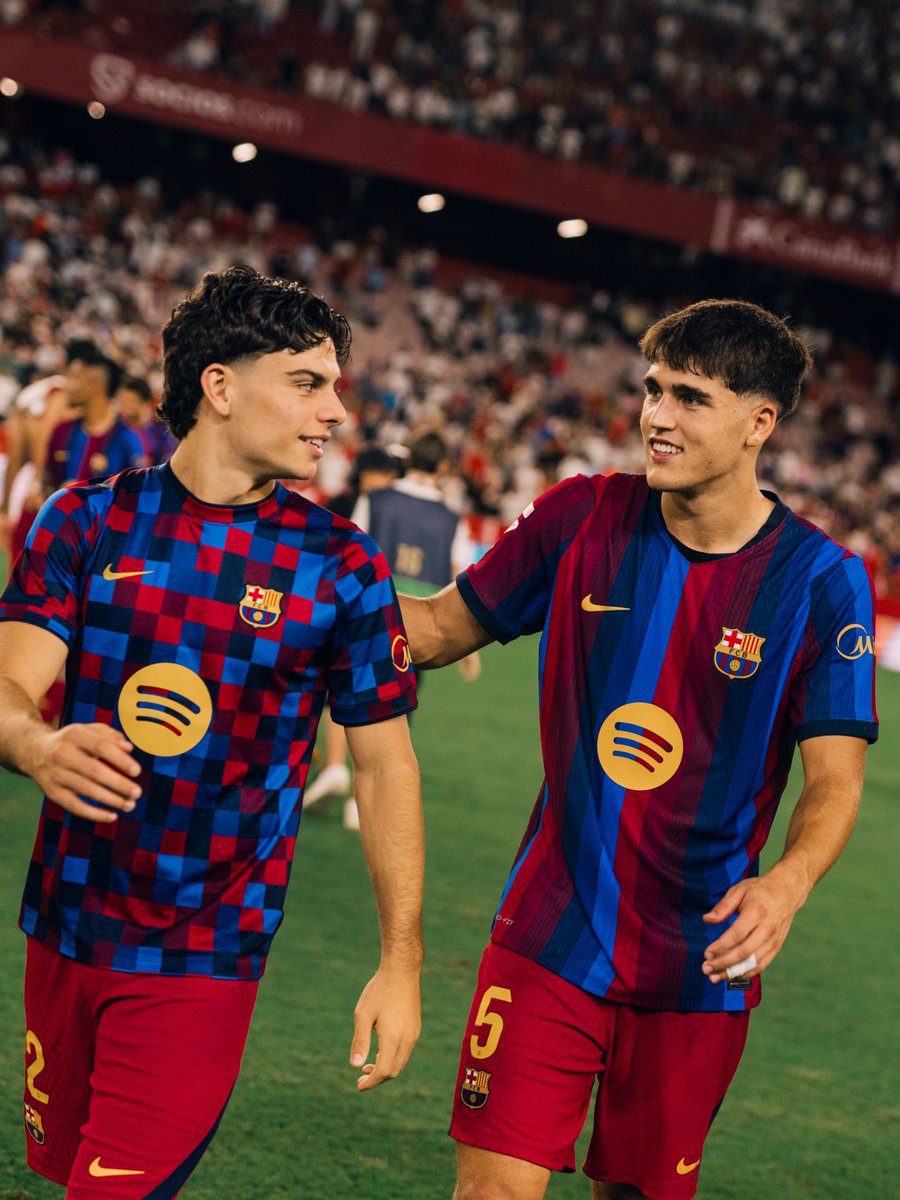 FCBarcelona_es's tweet photo. Nos vamos al parón como líderes. https://t.co/od8tC9JjYX