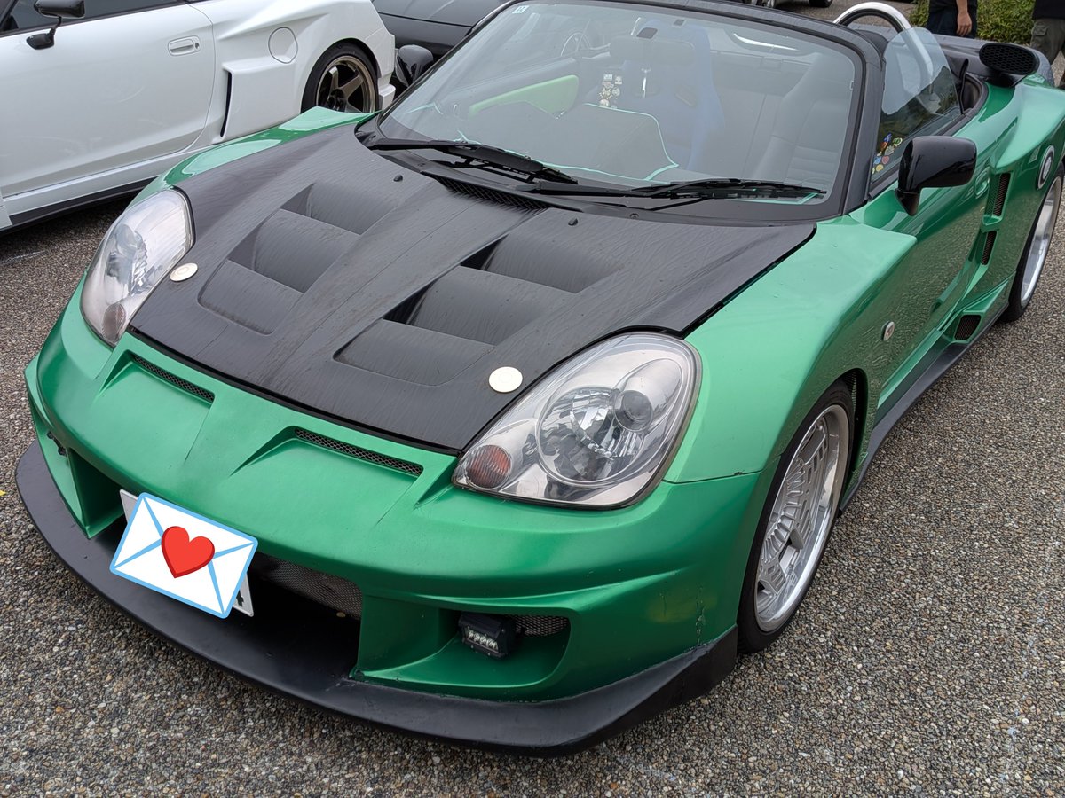 APHRODITE387's tweet photo. モノクラフトgt300のサイドはやっぱりカッコ良かった🤤

はぐれメタル並にレアなザガートも見れた😆

同じトライアルワイド👍 https://t.co/GjjYPPFPg3
