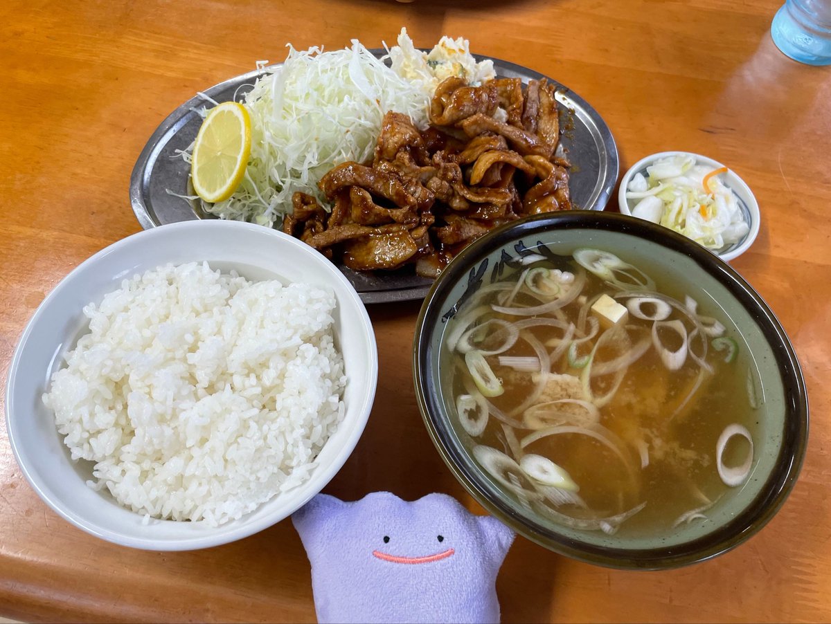 GLCR_M510's tweet photo. 舞木ドライブインの焼肉定食！タレがおいしくてご飯が進んだモン https://t.co/tZR03Jt2Tv