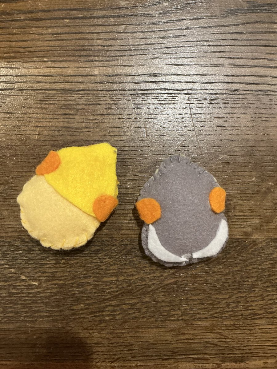 okamenookome's tweet photo. フェルト布でオカメインコ作りました❤️‍🔥
#オカメインコ　#インコ　#ぬいもの https://t.co/amK6tksicp