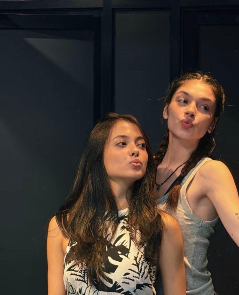 maulidyw_'s tweet photo. twinsss 😘 https://t.co/fPCcBWqYY3