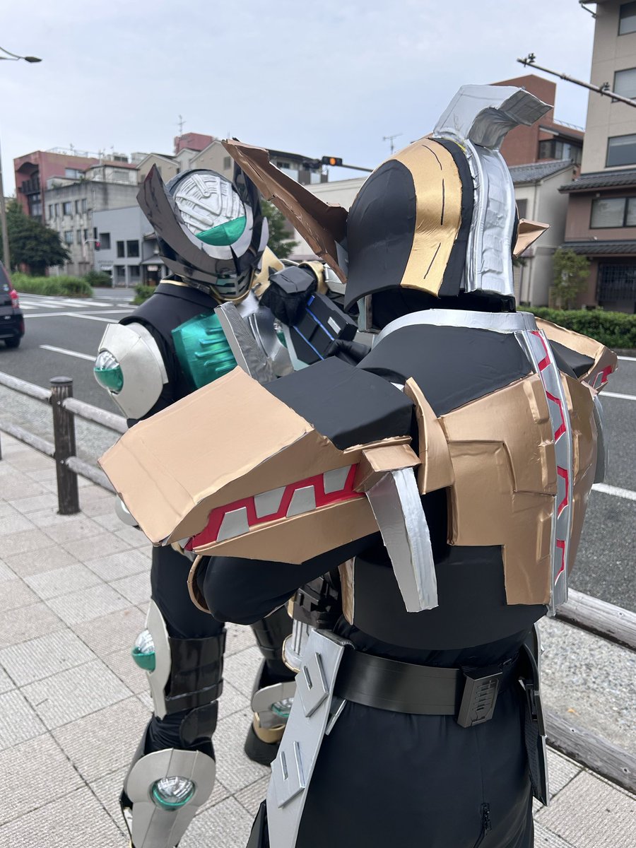 Reochandes's tweet photo. 金銭欲vs食欲
仮面ライダーバース➞@dotenks_Rebirth 
📸➞@mamomusu https://t.co/IECIqv3EzK