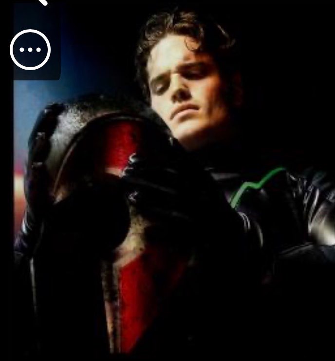 sapphicgiallo's tweet photo. Found a copy of that x-men ultimate picture book that’s been trending here on the open library and Pietro is fmu https://t.co/SwpNapDLN9