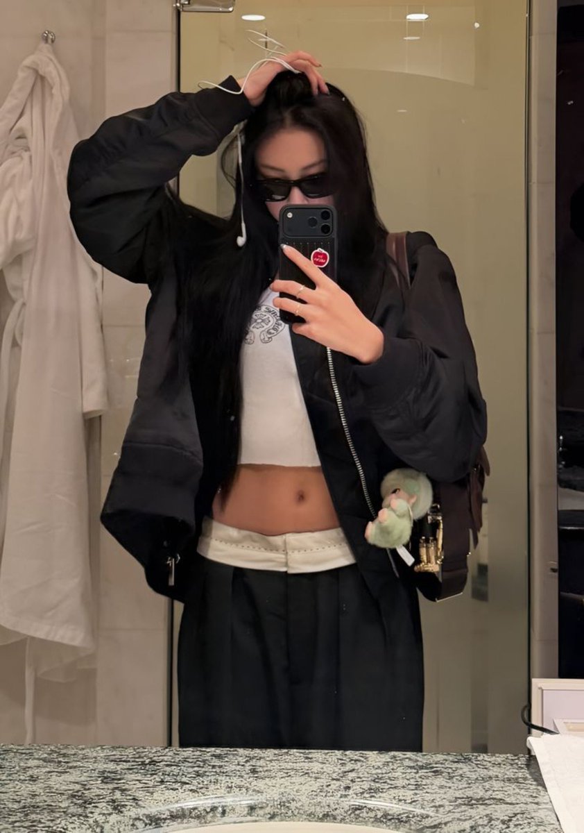 1998LAUNARE's tweet photo. https://t.co/6mB9kGCFXi
