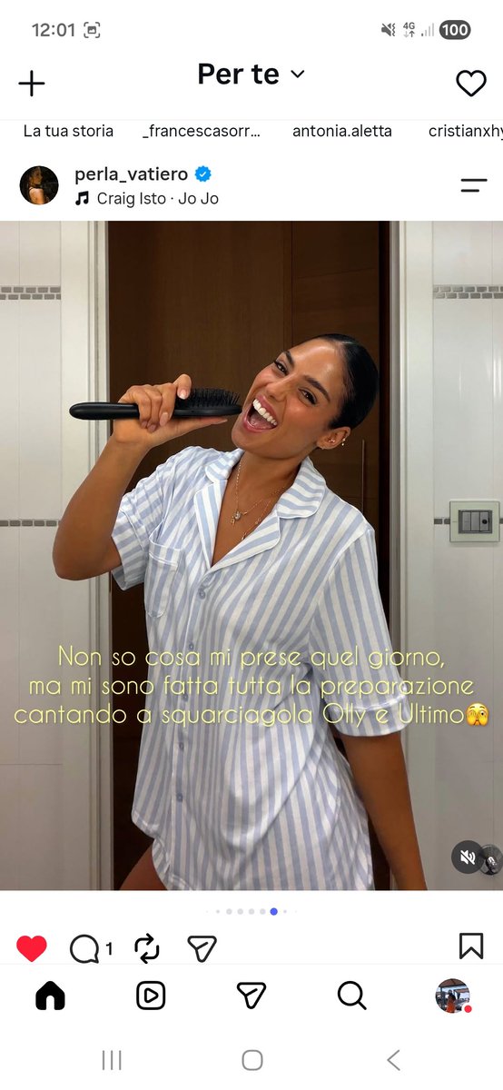 ValentinaPrat20's tweet photo. LETTERALMENTE IO QUANDO MI VENGONO I 5 MINUTI E INIZIO A CANTARE MENTRE MI PREPARO 🤣
#perliners https://t.co/NoEbI0q72c