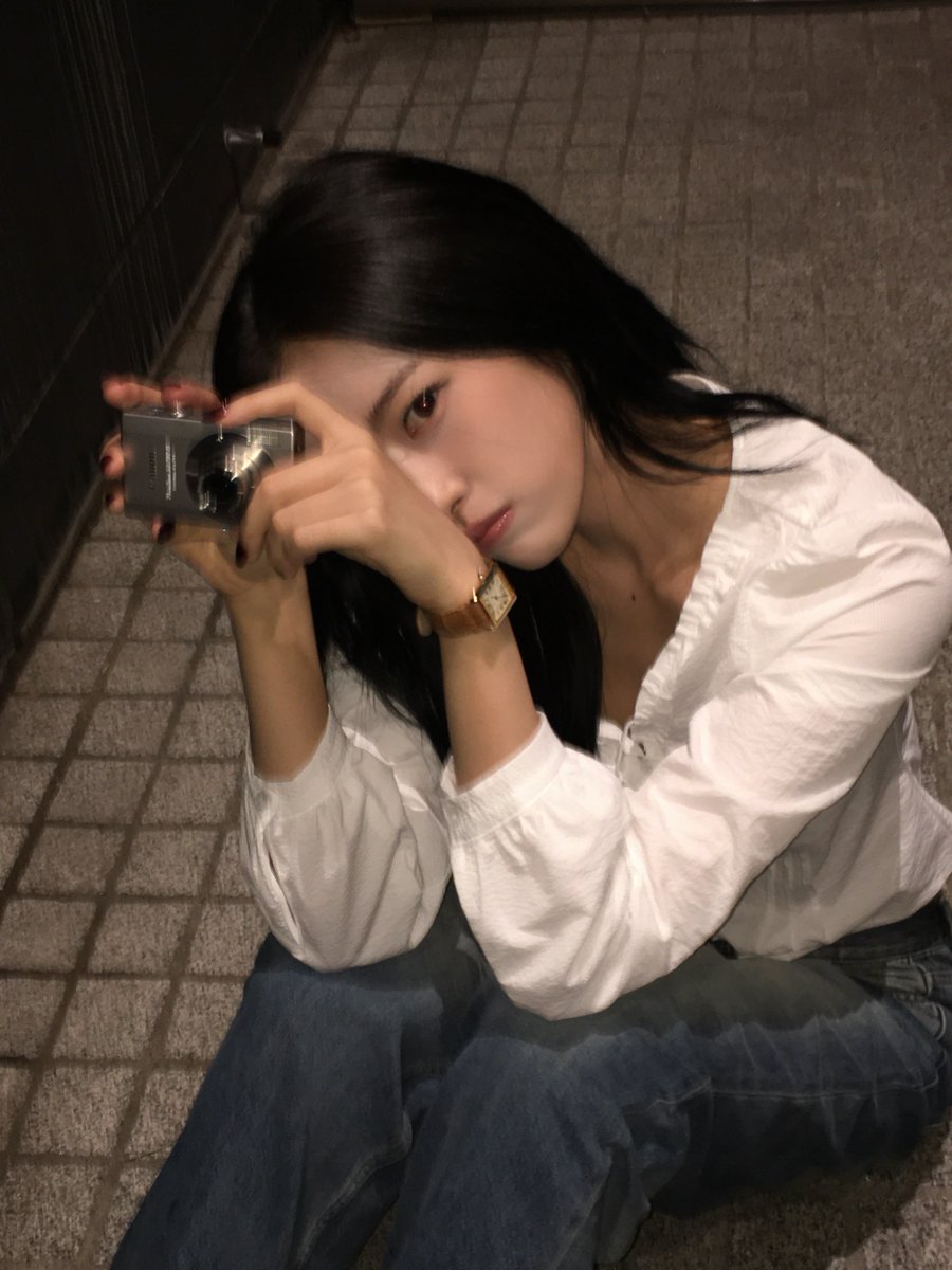 ayjpix's tweet photo. #ANYUJIN Instagram update (3) https://t.co/5T2P1k2raj