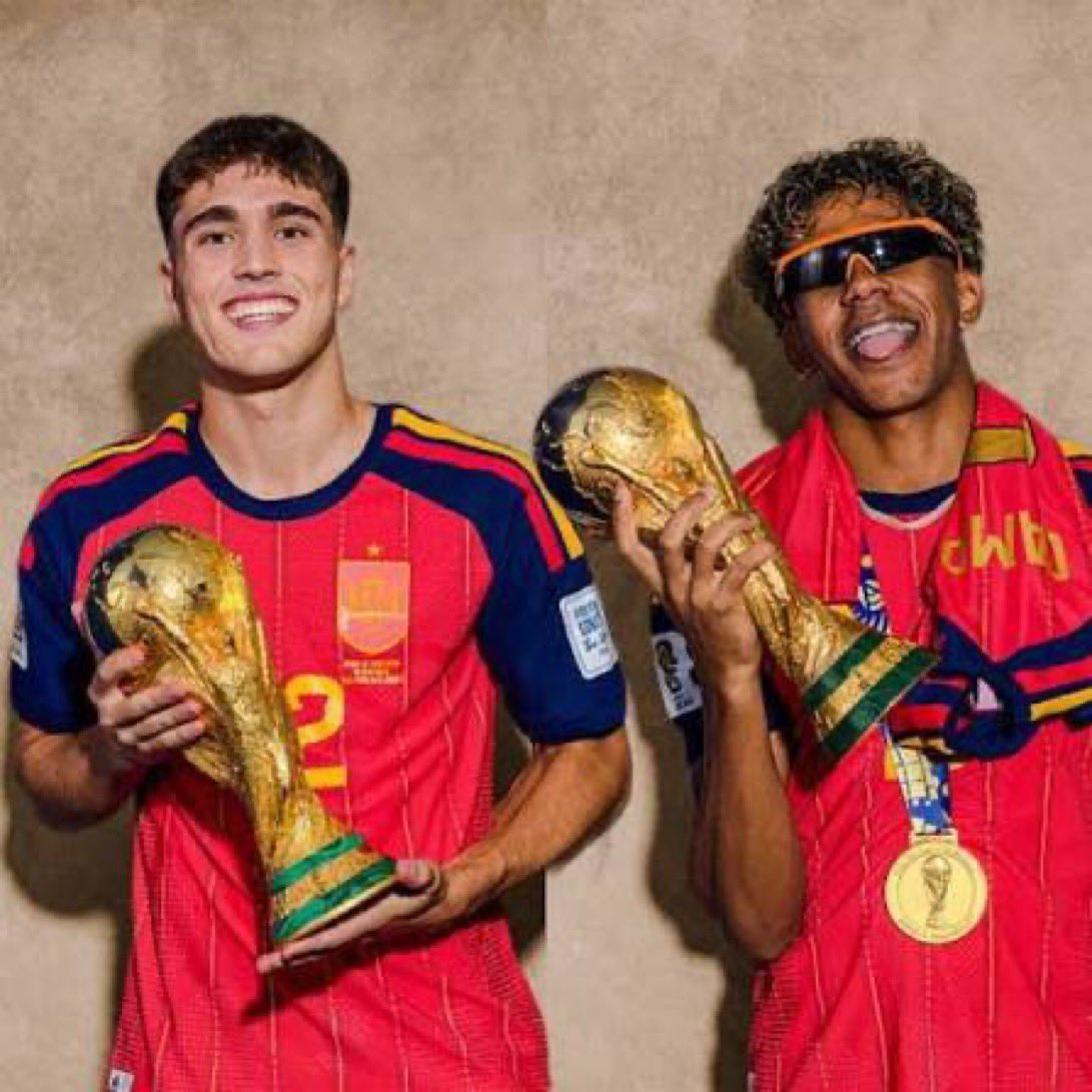 Somhiseremfcb's tweet photo. Los juveniles del Barça ganan mundiales. https://t.co/NcUyB9kR68