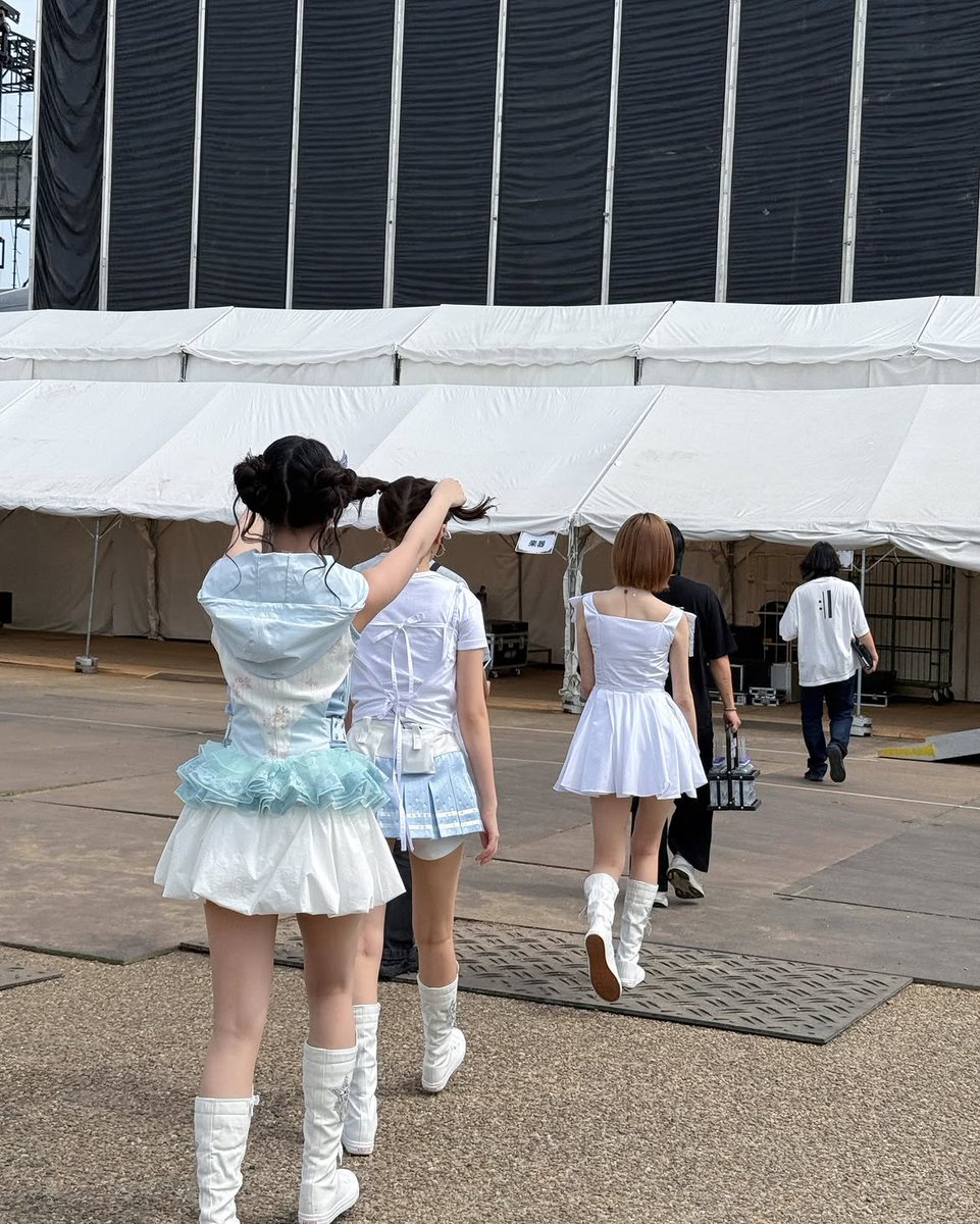 H2HCARMEN_INA's tweet photo. 200926 Hearts2Hearts Instagram update #CARMEN

FEST. INAZUMA 2026

#Hearts2Hearts #카르멘
@Hearts2Hearts https://t.co/xhkeYrbprz