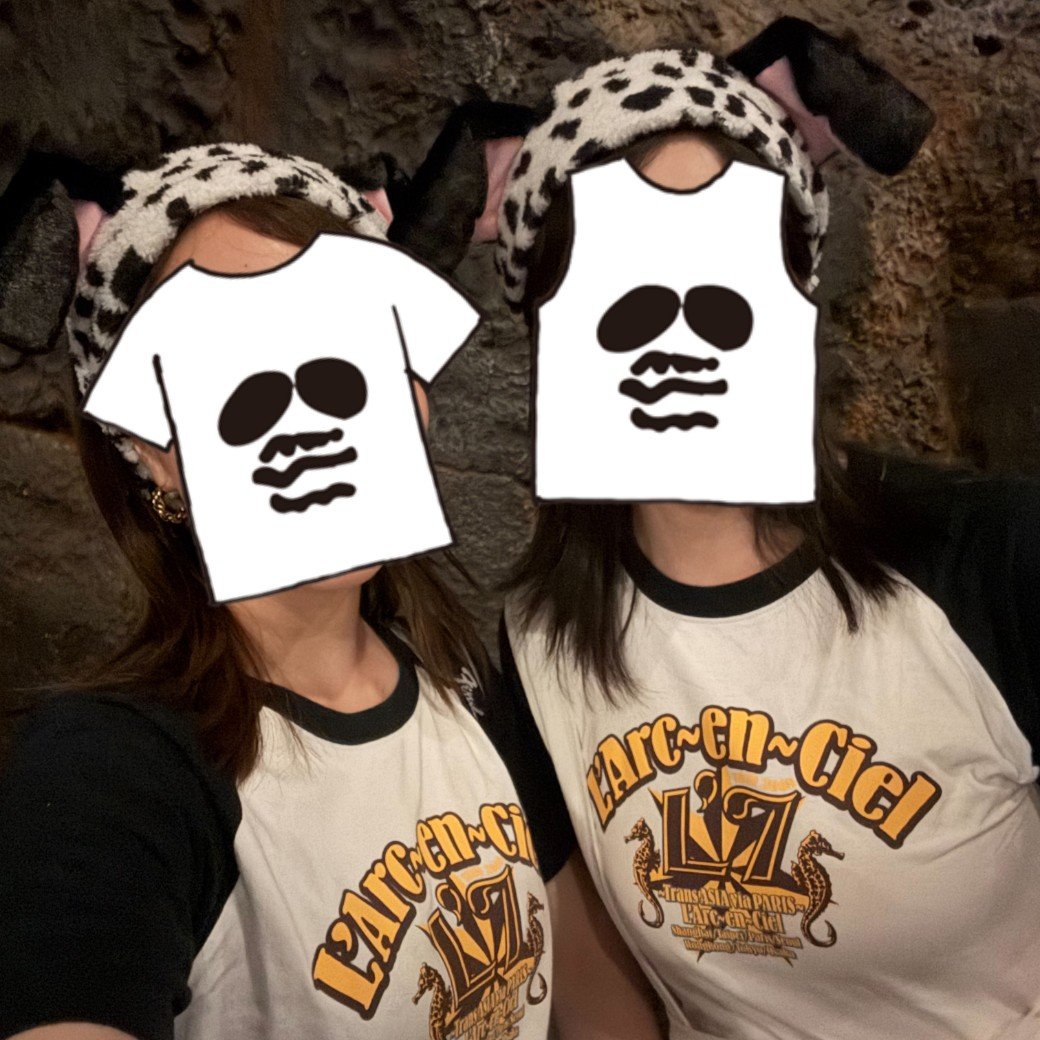 LArc____1991's tweet photo. ドエルでディズニーシー行きました😊これは18年前L'7のTシャツです😆代々木初日これ着て行きます👕kenちゃんに愛を飛ばすね〜😍💕
@CHLionRagbaby https://t.co/FzGHfI7uyv