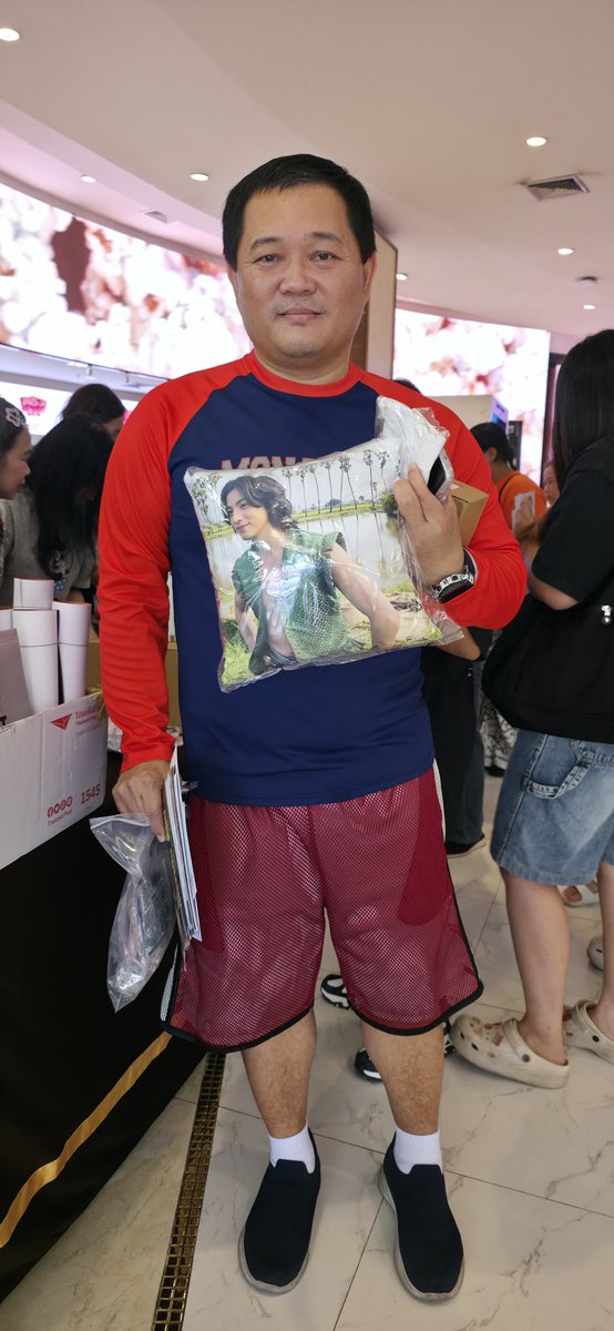 Wahjai2502's tweet photo. ขอบคุณที่มาให้กำลังใจขุนช้าง และร่วมสนุกกัน ฝากขุนช้างกลับไปกอดด้วยนะคะ

ขออนุญาตผู้ได้รับรางวัลด้วยค่ะ 

#อัศจรรย์วันทอง #InTheNameOfLove
#GulfKanawut @gulfkanawut https://t.co/j2iIEUUMAN