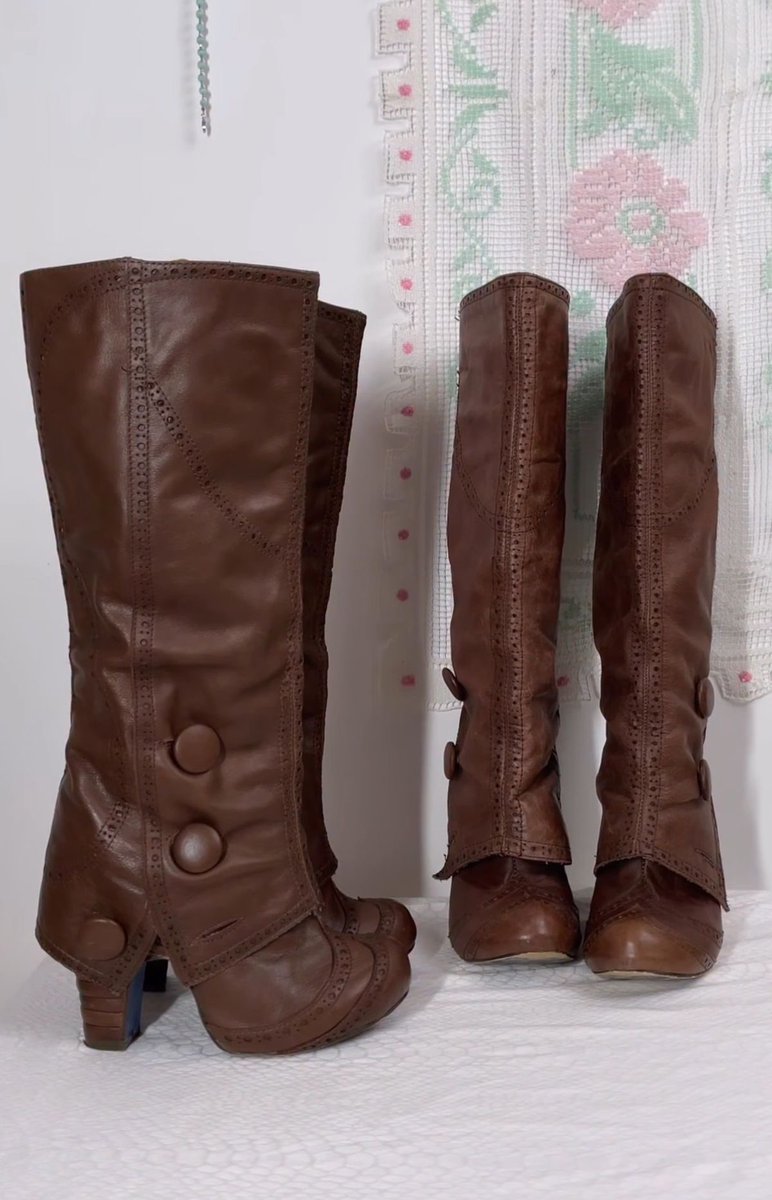 fairyprxncess's tweet photo. currently obsessed with these boots https://t.co/o917JqCQkr
