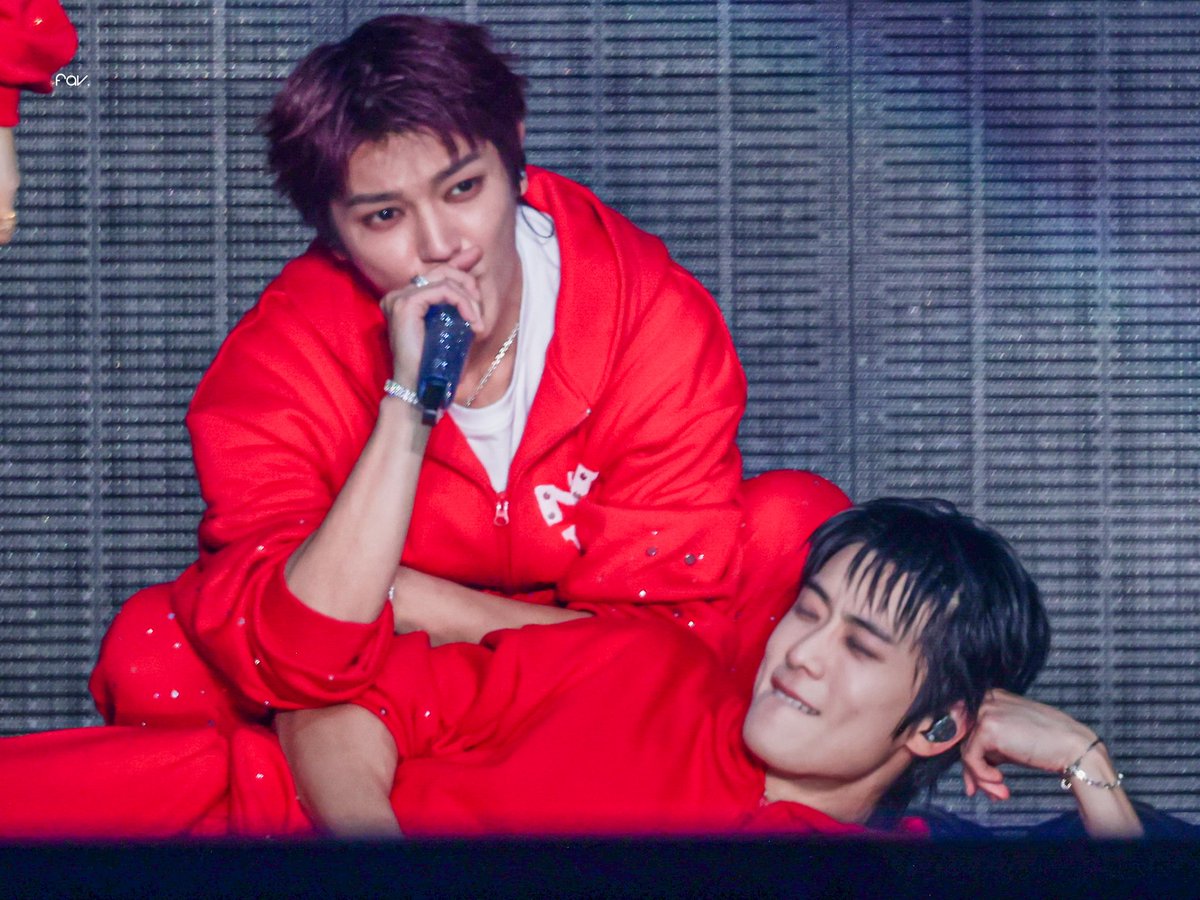 favourite_127's tweet photo. 260920 NCT 127 THE REDLINE DAY3 

ENCORE

#NEOCITY #THE_REDLINE 
#NCT127 
#재현 #JAEHYUN #ジェヒョン
#TAEYONG #태용 #テヨン https://t.co/Ug9C8M6LuA