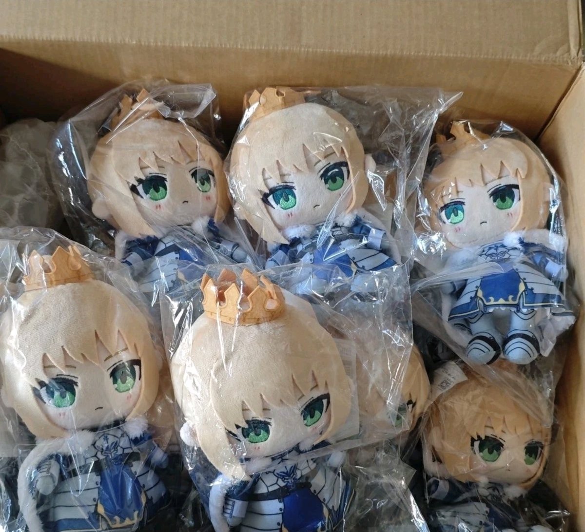 yorksoriginal's tweet photo. A whole box full of sabers omg so cute!!! https://t.co/QliOcqR4Mm